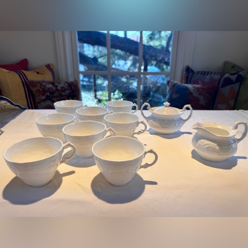 Rosenthal Sanssouci Ivory Porcelain Tea Set – 8 Cups & Saucers + Sugar & Creamer